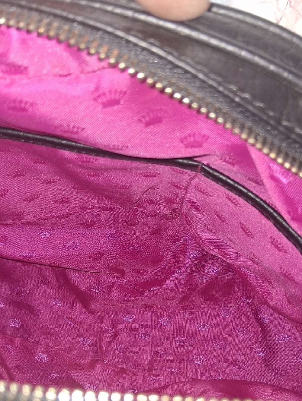 Juicy Couture Black Satchel with Gold Heart Charm - Picture 7 of 11